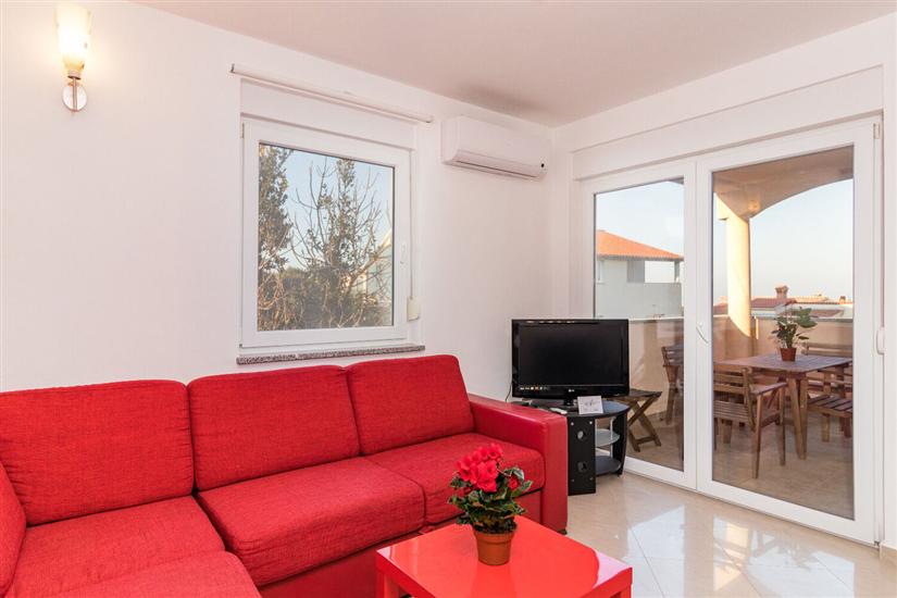 Apartment A1, for 5 persons