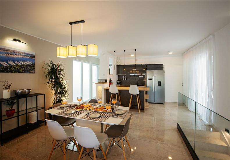 House K1, for 8 persons