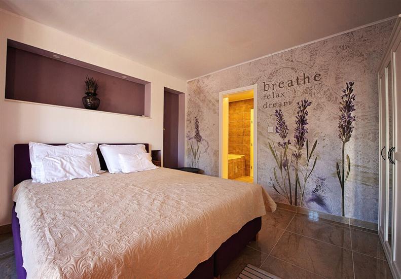 House K1, for 8 persons