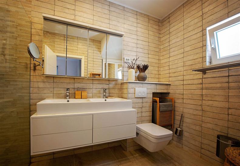 House K1, for 8 persons