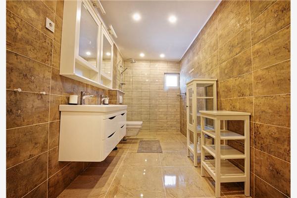 House K1, for 8 persons