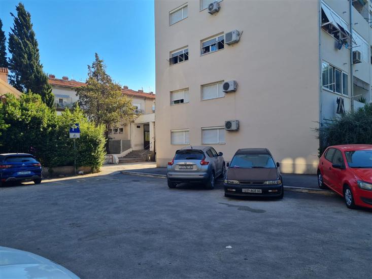 Apartament Lovely