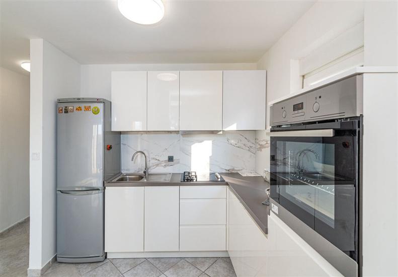 House K1, for 10 persons