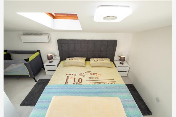 House K1, for 10 persons