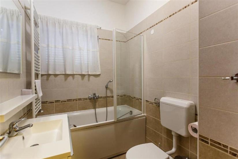 Apartment A2, for 3 persons