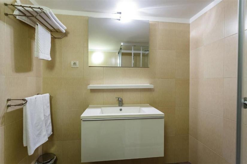 Apartment A6, for 4 persons