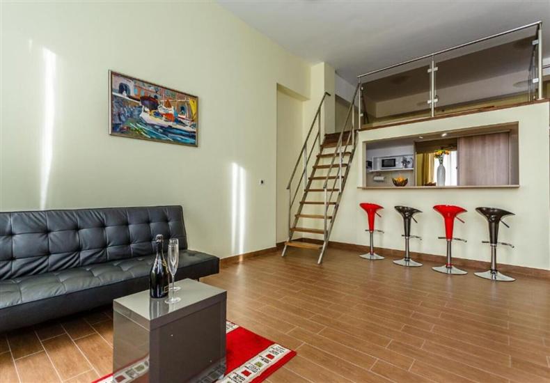 Apartment A7, for 4 persons