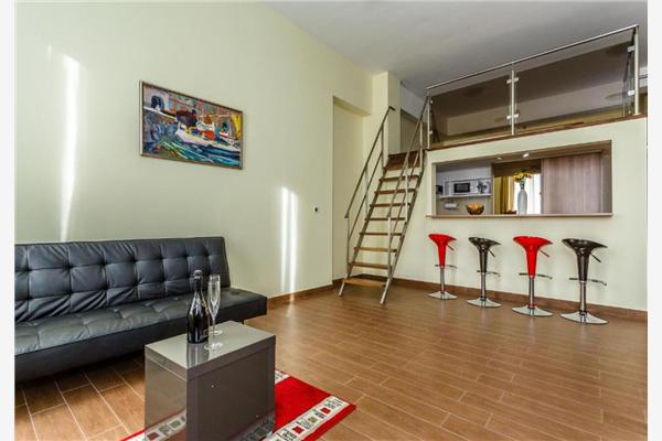 Apartment A7, for 4 persons