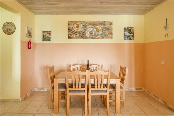 House K1, for 10 persons