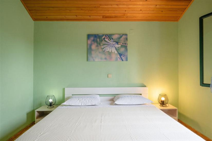 House K1, for 10 persons