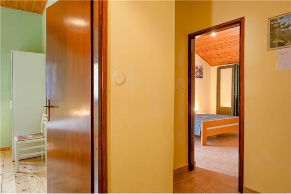 House K1, for 10 persons