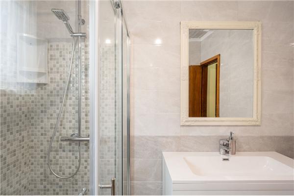 House K1, for 10 persons