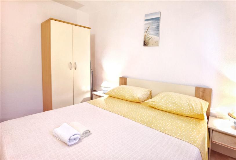 Apartment A1, for 6 persons