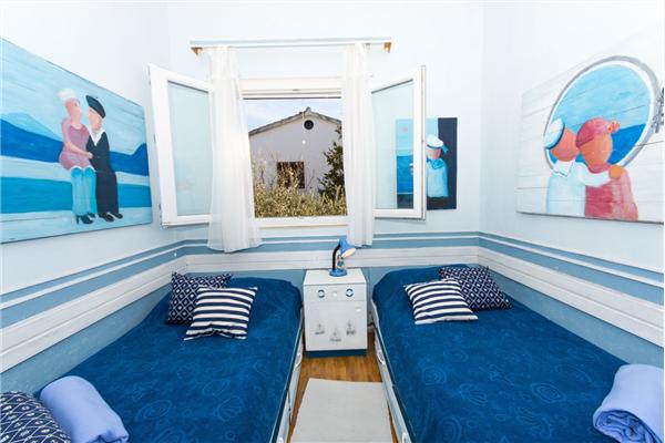 Apartment A1, for 5 persons