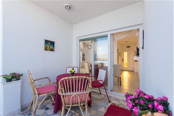 Apartment A2, for 5 persons