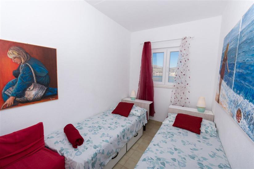 Apartment A2, for 5 persons