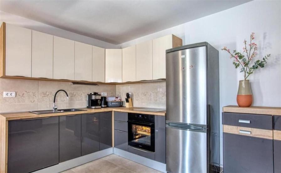 House K1, for 10 persons