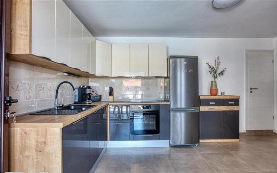 House K1, for 10 persons