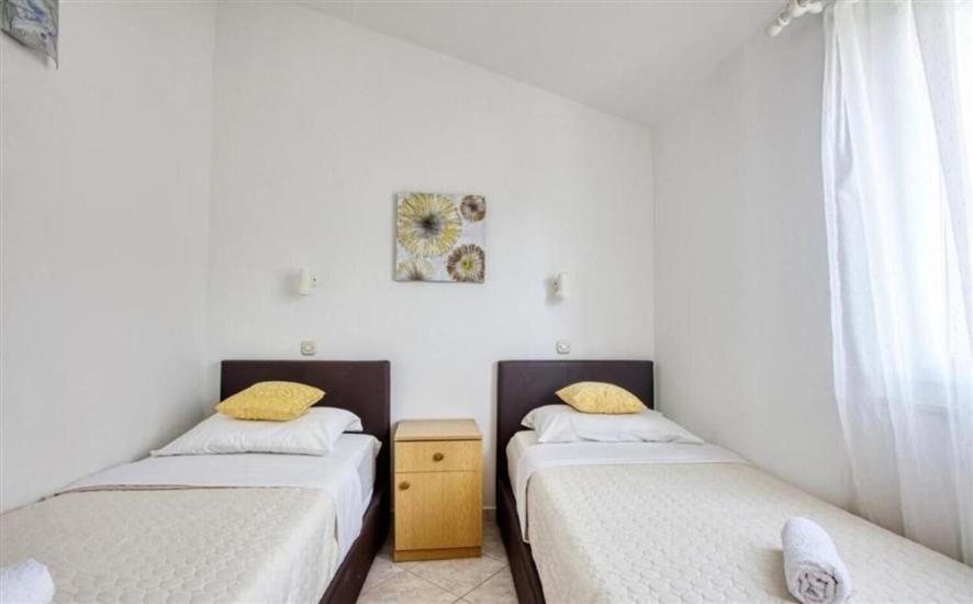 House K1, for 10 persons