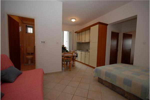 Apartment A4, for 4 persons