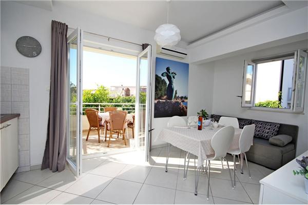 Apartment A2, for 4 persons