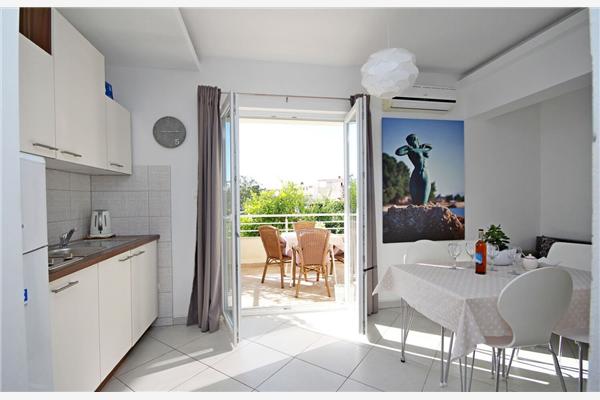 Apartment A2, for 4 persons