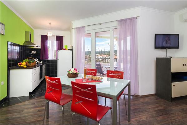 Apartment A1, for 5 persons