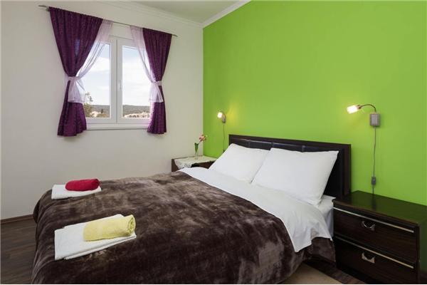 Apartment A1, for 5 persons