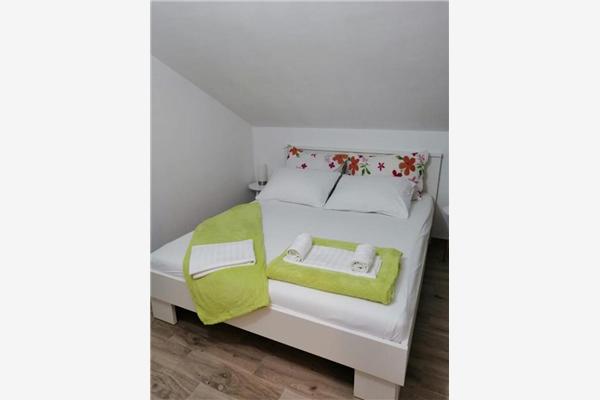 Apartment A4, for 3 persons