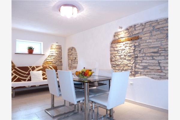 Apartment A1, for 5 persons