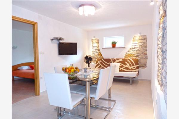 Apartment A1, for 5 persons