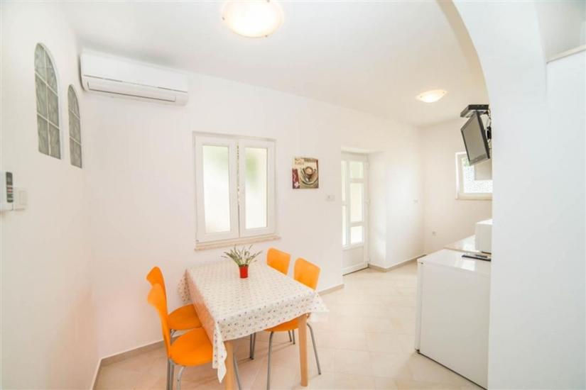 Appartamento A1, per 5 persone