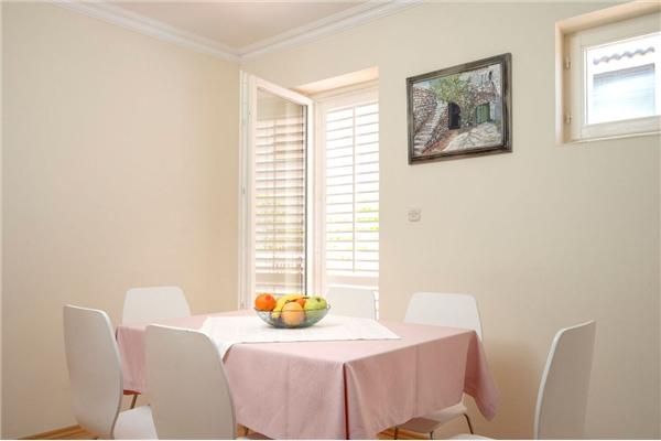 Apartment A5, for 4 persons