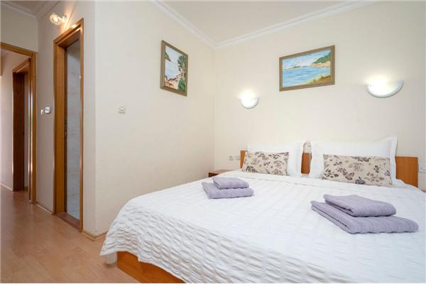 Apartment A5, for 4 persons