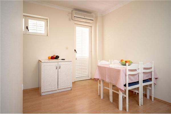 Apartment A6, for 2 persons