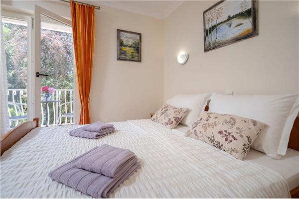 Apartment A6, for 2 persons