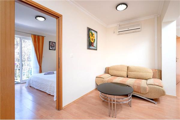Apartment A7, for 4 persons
