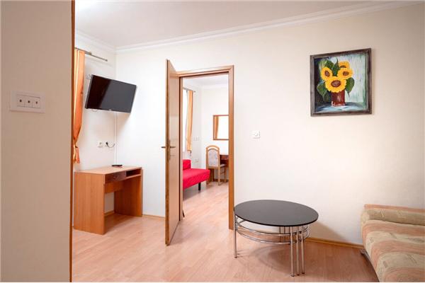 Apartment A7, for 4 persons