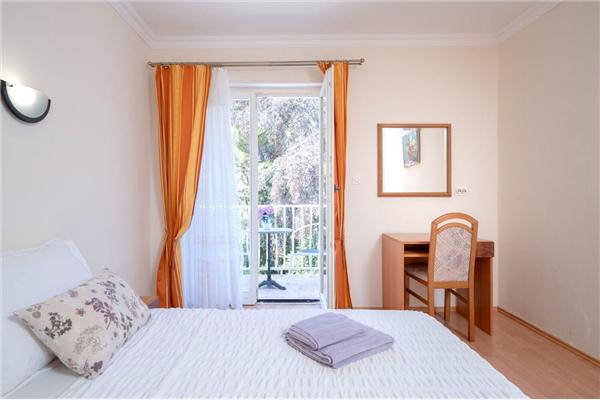 Apartment A7, for 4 persons