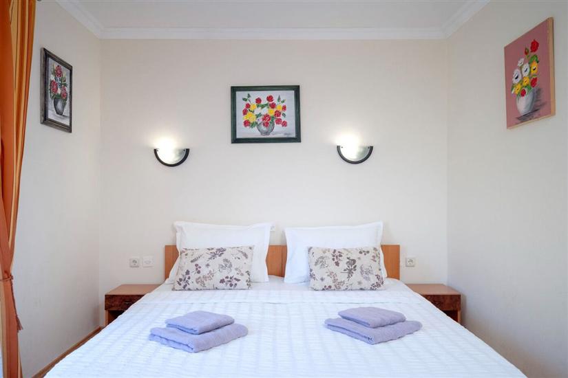 Apartment A7, for 4 persons