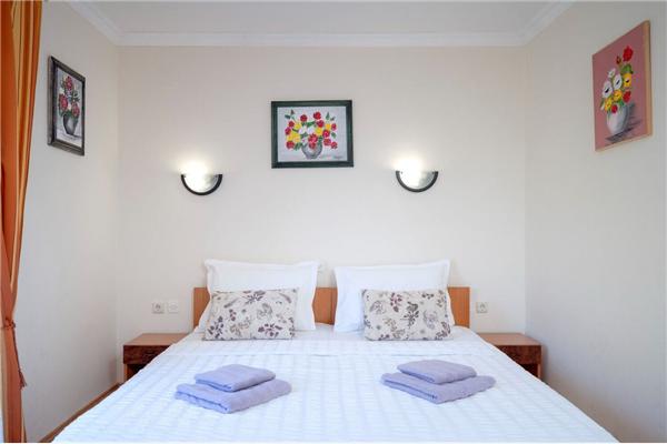 Apartment A7, for 4 persons