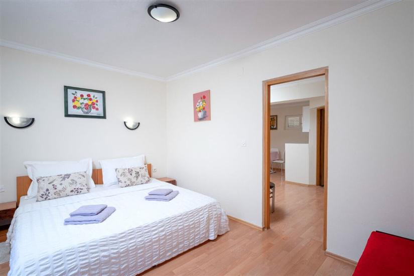 Apartment A7, for 4 persons