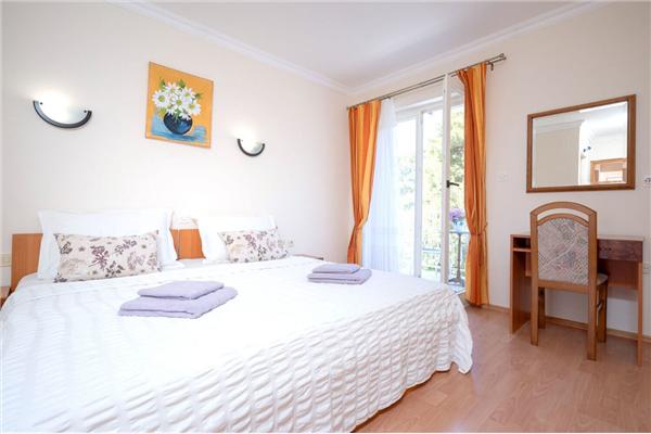 Apartment A7, for 4 persons