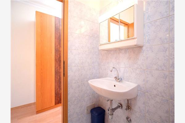 Apartment A7, for 4 persons