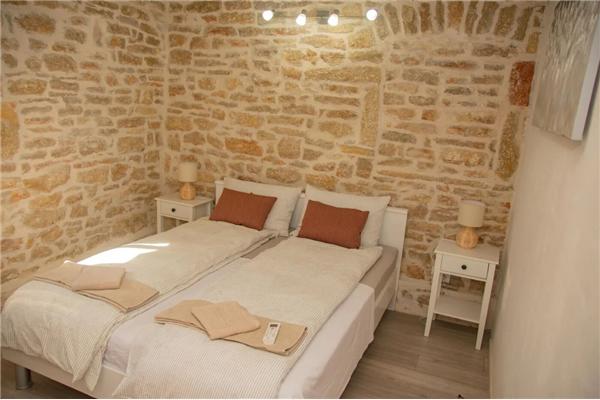 House K1, for 9 persons