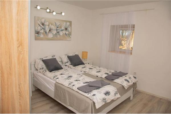 House K1, for 9 persons