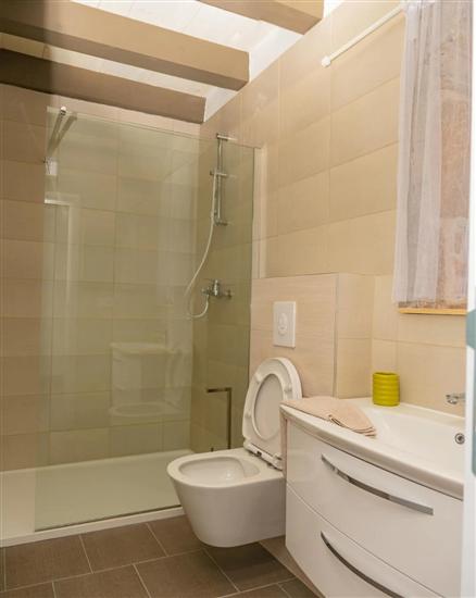 House K1, for 9 persons