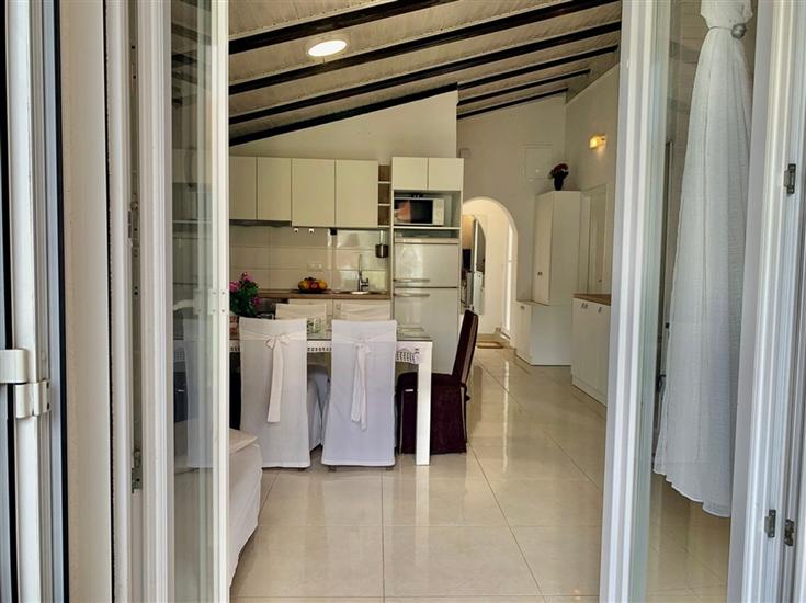 Apartment A1, for 6 persons