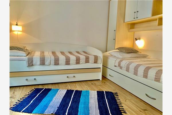 Apartment A1, for 6 persons