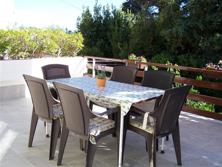 Apartman A2, na 6 osebe